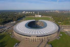 También se pueden seleccionar lugares de juego históricos. Senat Verwehrt Hertha Bsc Hoheres Zuschauer Kontingent Berlin De