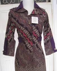 Ya, kalian tepat sekali mampir ke sini kami akan rekomendasikan banyak perpaduan menarik sebagai salah satu tambahan tambahkan dalaman warna hitam, sehingga kesan lebih simple dan santai. 37 Contoh Desain Baju Batik Terbaik 2021 Model Baju Muslim Kebaya Modern Model Baju Muslim Kebaya Modern