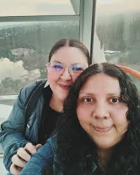 Vicky CalDerón (@vickycalderon_cantautora) • Instagram photos and videos