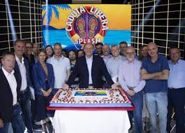 Check spelling or type a new query. Ascolti Tv Caduta Libera Di Gerry Scotti Fa Volare L Estate Di Canale 5 Affaritaliani It