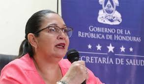 Exministra de Salud aconseja a Karla Pavón que renuncie si no percibe apoyo 