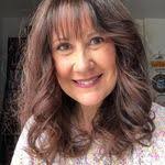 Corine Hamm's Instagram, Twitter & Facebook