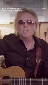 Exploring the Neon Love in 90s Country Music