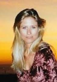 Deann Holmes's Instagram, Twitter & Facebook