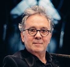 Unser neues Programm "Dreaming and Waking" präsentieren Axel Wolf und ich  zum ersten Mal am kommenden Samstag, 19.11. um 19h30 im Maximilianmuseum  Augsburg. Die CD unter gleichem Titel erscheint dann im Dezember