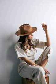 Monroe Rancher Brown Photography Poses Women Outfits With Hats Fashion Photography