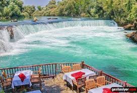 Düden şelalesi, manavgat şelalesi, eski tarihi yerleşimlerin yer aldığı tarihi kaleiçi, özellikle anadolu'nun tarihini keşfedebileceğiniz antalya müzesi ve daha pek çoğu ziyaretinizi bekliyor. Manavgat Selalesi Nerede Kahvalti Giris Ucreti Ve Ayrintilar Seyahat Rehberi Seyahat Tutkusu Turkiye