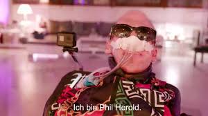 13,520 likes · 235 talking about this. Video Uber Die Kunstaktion Von Phil L Herold Turkenstrasse 52 Munchen Youtube