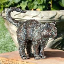 Pin Von Vera Vladi Auf Katzen Gartenstatue Statue Gartenskulpturen