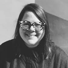 Helena Gee's Instagram, Twitter & Facebook