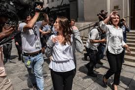 Dec 05, 2019 · who was jeffrey epstein? Wealthy Financier Jeffrey Epstein Charged With Molesting Dozens Of Girls Arab News
