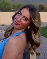 Abby Swift (@swiftabby) • Instagram photos and videos