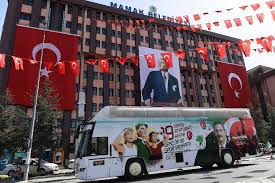Samsun'dan anadolu'ya bir güneş doğdu şahlandı ayaklandı halk düşmanı boğdu. Mamak Ta 19 Mayis Otobusu Gencler Icin Dolasti Ankara Haberleri