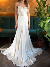 Il corsetto non è incluso nella confezione. Abito Lungo Scollo A V Pieghettato Arricciato Elegante Bianco Vestito Maxi Vestito