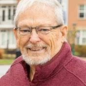 Lois Helm's Instagram, Twitter & Facebook