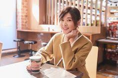 哦 不管不管 我一天一天更愛你 我不管不管不管愛會苦苦地 海藍藍的天氣 海藍藍的天氣 海藍藍的天氣 我的愛是 lemon tree. 12 è˜‡æ…§å€«ideas In 2021 Bulgari Resort Bali Fashion Stella Mccartney Elyse