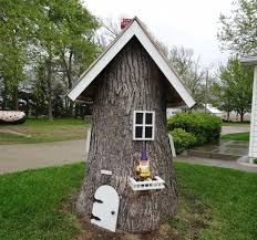 Https I Pinimg Com Originals Da D2 D6 Dad2d677f3a9a46d3d768e28be4b8949 Jpg Garten Deko Baumstamm Garten Garten
