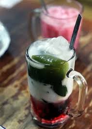 Penggunaan gula merah sebagai bahan membuat sirop gula merah bukan hanya memberikan rasa manis. Icip Kesegaran 5 Es Khas Bandung Yang Rasanya Tak Akan Terlupakan Pergikuliner Com
