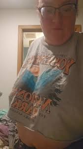 excuse all my mommy fat but I came out of my comfort zone.. after shower  tik tok