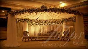 Pin By Dil On Pakistani Wedding Decoration Ideas Wedding Stage Pakistani Wedding Stage Wedding Stage Decorations