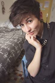 Androgynous haircuts for long hair are harder to achieve, due to the fact that long hair is a classic female. Short Androgynous Haircuts Eye Level Vtwctr