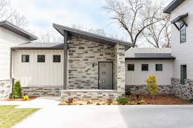 Home Builder Tulsa Ok Modern Contemporary New Construction With Siding And Stone Home Builders New Home Construction Home