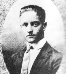 Douglas Crozier's Instagram, Twitter & Facebook