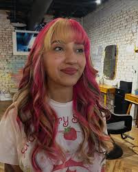 Neapolitan Dream🩷🤍🤎This stunning color and cut was done by our vivid  specialist @_hairbyfifi_ #vividhair #colorspecialists #hair #funhair  #lilburn #salonnineseven #gwinnetthairstylist #wolfcut