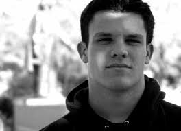 Page 01 full color.indd