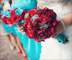 Katherine o'brien did such a wonderful job capturing rosehip flora did an amazing job with the bouquets and boutonnieres, as well as the bird's nest displays that decorated the ceremony. 15 Turquoise Wedding Bouquets For Your D Day