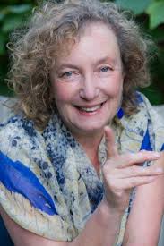 EFT 25: Eyes Front‎