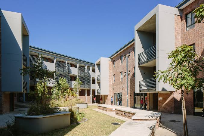 University of Mpumalanga: The Student Guide to Programs, Admission Requirements, and Campus Life