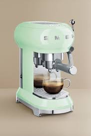 Our channel features espresso machine reviews, tech help, coffee brewing tips and tricks, maintenance help and so much more! Smeg Espresso Machine Filter Coffee Machine Espresso Smeg Coffee Maker