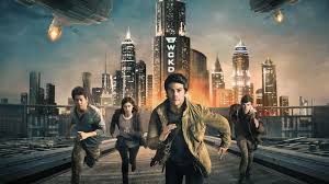 Amis explorateurs, le labyrinthe cachera 1000 secrets cet été. Le Labyrinthe Le Remede Mortel Film De Science Fiction Sur Tele 7 Jours