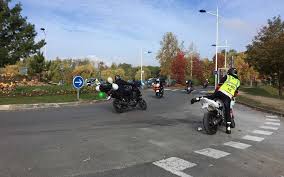 Le coordinateur des motards en colère de l'orne fait le point sur la rencontre avec yves goasdoué. Les Motards En Colere Ont Manifeste Ce Samedi Rencontre Au Champ De Mars Photos Et Video Charente Libre Fr