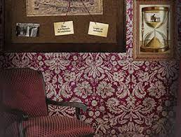 Solve the puzzles, riddles, and brain teasers to make your great escape! El Reto El Estudio De Sherlock Holmes Sevilla