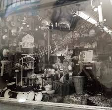 Concours De Vitrines Dans Les Annees 70 A L Occasion Des Nuits Musicales Locations Meublees A Maisons Laffitte