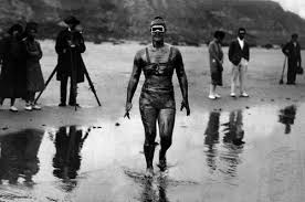 Gertrude Ederle After Being First Woman To Swim English Channel 1926 Photos Of Women Gertrude Ederle Women In History