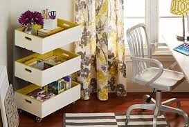 Se tratan de cajas de madera que en principio iban a ser. Muebles Reciclados Hechos Con Cajas De Frutas