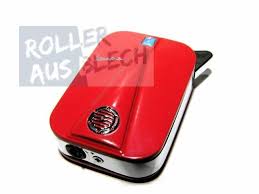 vespa feuerzeug rot 16 90 der shop fur vespa teile grosse auswahl fur pk 50 v50 px cosa vespa vespa scooters scooter