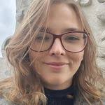 Cynthia Couto's Instagram, Twitter & Facebook