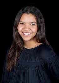 Tessa Robinson's Instagram, Twitter & Facebook