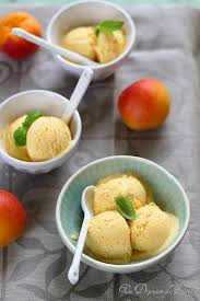 Glace Aux Abricots Sans Oeufs Un Dejeuner De Soleil Glace Abricot Recettes De Glaces Maison Creme Glacee Vegetalienne
