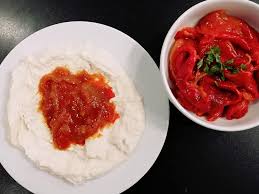 Se schimba apa la primul clocot, se umple cratita din nou cu alta apa fiarta. George S Treats Fasole Batuta Cu Salata De Ardei Copti Facebook