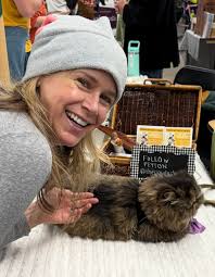 I lost my voice! But now it's back and more refined than ever! Will return  to the airwaves tomorrow morning