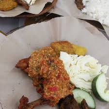 Ayam gepuk pak gembus shah alam s7. Ayam Gepuk Pak Gembus Seksyen 7 Shah Alam Shah Alam Selangor