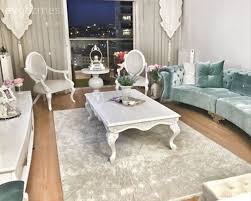 Gulcan Hanimin Klasik Stilde Sik Ve Dingin Evi Ev Gezmesi Oturma Odasi Tasarimlari Oturma Odasi Fikirleri Mobilya Tasarimi