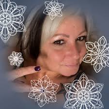 Who is a good tattoo artist in Bullhead City?