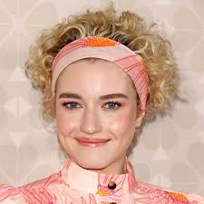 Naturally, curly hairstyles are versatile, ranging from formal hairdos to everyday haircuts with minimal styling. 63 Cute Hairstyles For Short Curly Hair Women 2021 Guide