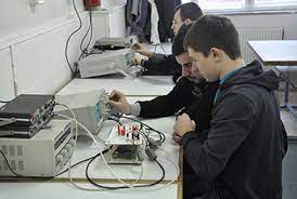 Reparatii calculatoare mereu la dispozitia ta. LicenÈ›Äƒ Facultatea De Inginerie ElectricÄƒ È™i È™tiinÈ›a Calculatoarelor